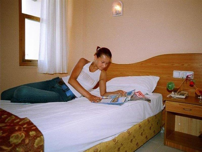 Kleopatra Melissa Hotel Алания Экстерьер фото
